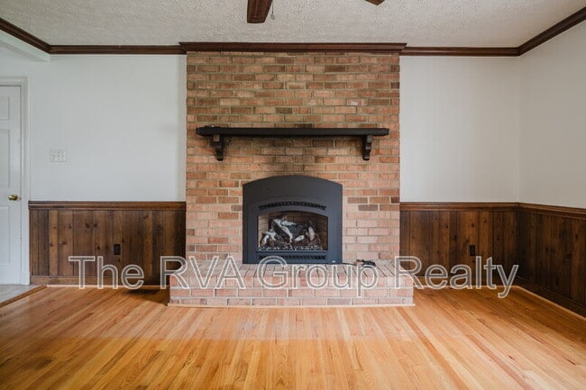 Building Photo - 10075 Aragon Dr