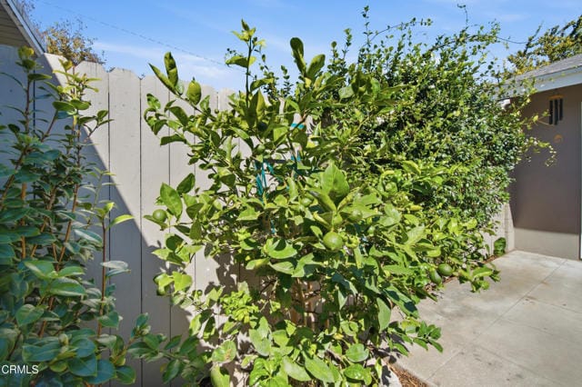 Building Photo - 184 W Fiesta Green