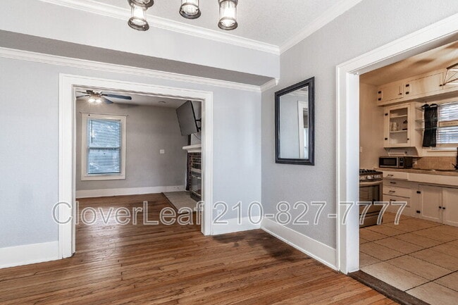 Building Photo - 723 E Euclid Ave