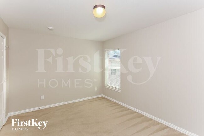 Building Photo - 8721 Corral Cir
