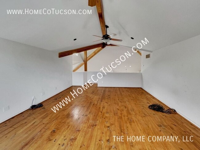 Building Photo - 12235 E Horsehead Rd