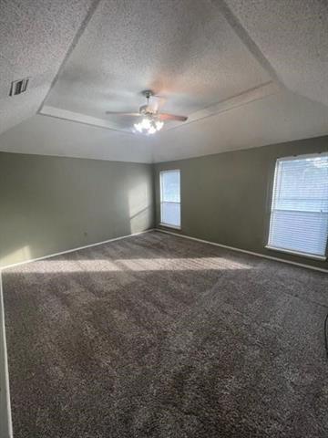 Building Photo - 553 Raintree Cir