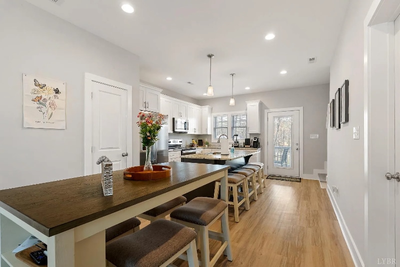 Building Photo - 36 English Commons Dr