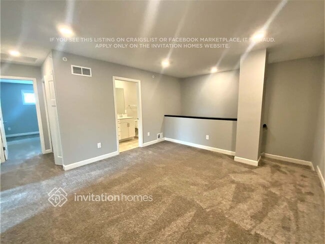 Building Photo - 10926 Zest St NE