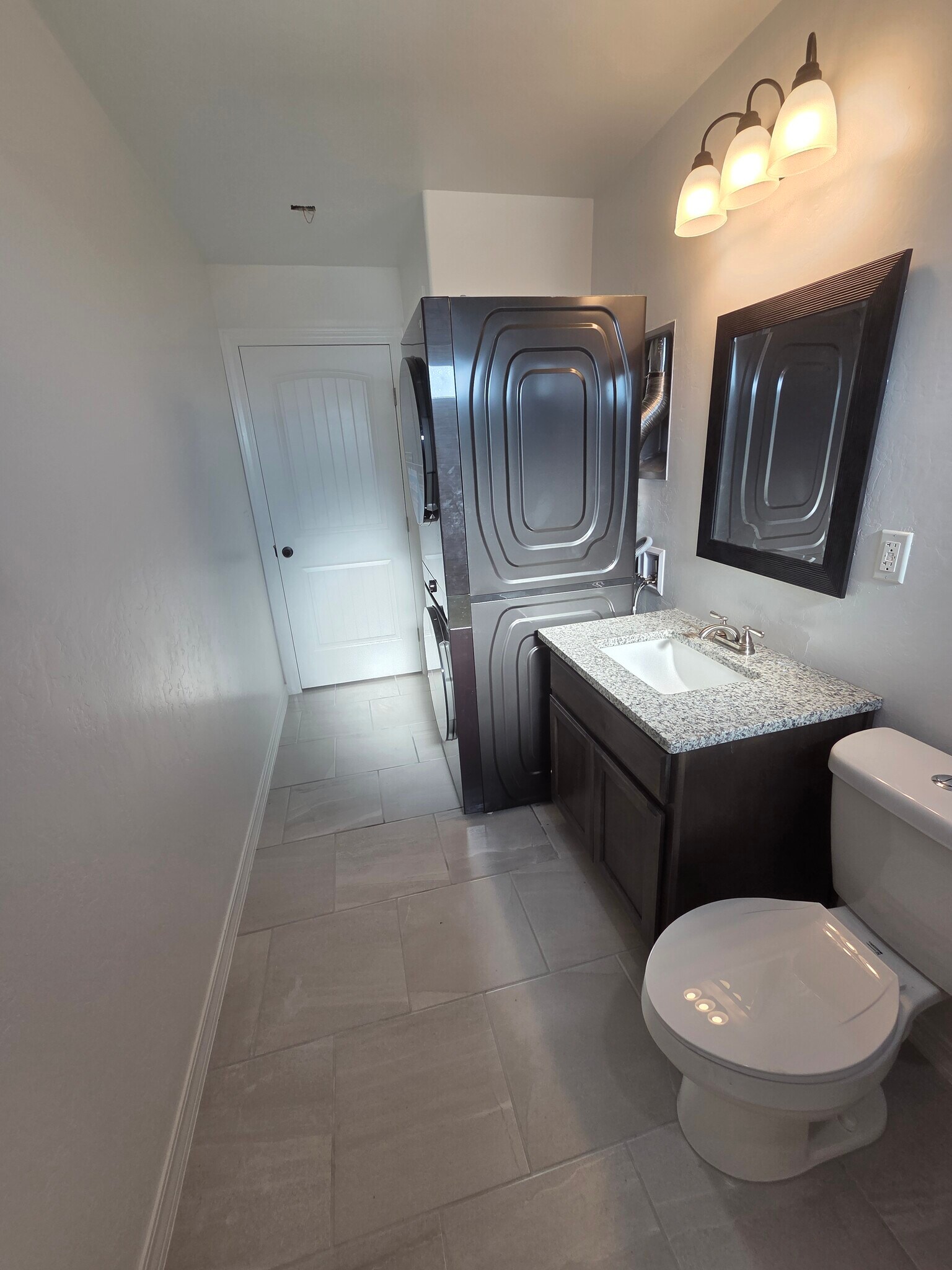 Restroom - 13101 Lopez Rd