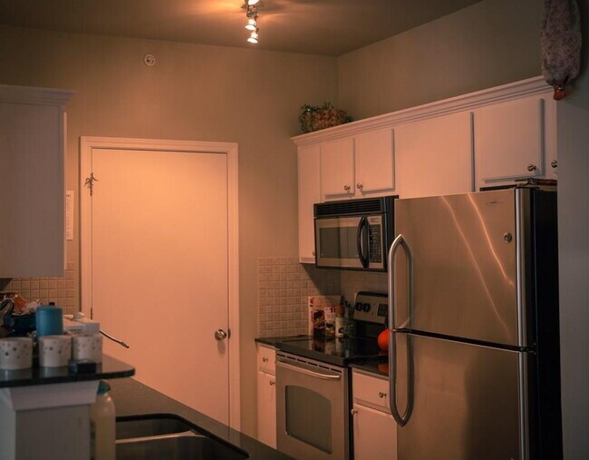 Building Photo - 4245 NE Meadow Creek Cir