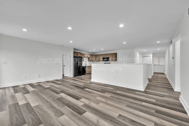 Building Photo - 4715 Marcel Ave Ave