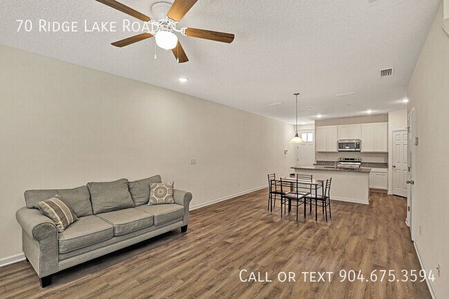 Building Photo - 70 Ridge Lake Rd