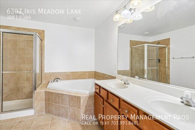Building Photo - 6307 Iris Meadow Ln