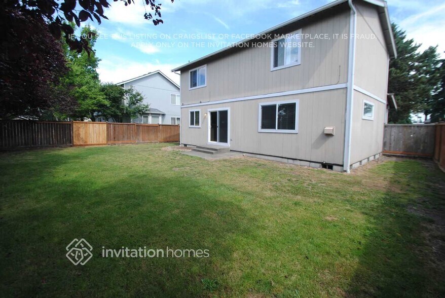 Building Photo - 2620 183 St Ct E