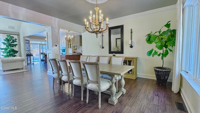 Building Photo - 9 Oakbrook Blvd