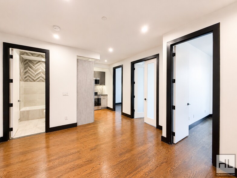 Building Photo - IRVING AVENUE / Spacious Bushwick 2-Bed