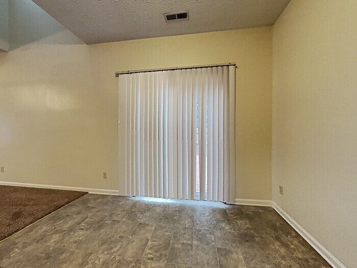 Building Photo - 6578 Largo Ln