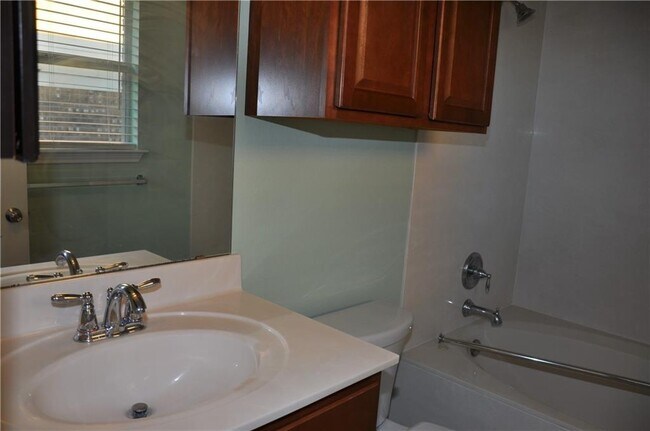 Building Photo - 13501 Moura Cove