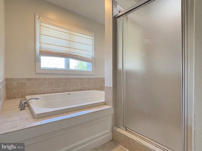 Building Photo - 11470 Mohawk Ct