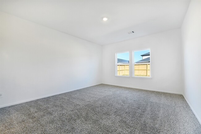 Building Photo - 3930 El Vaquero Ct