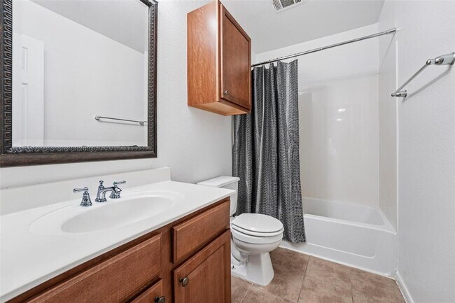 Building Photo - 149 Dolomite Dr