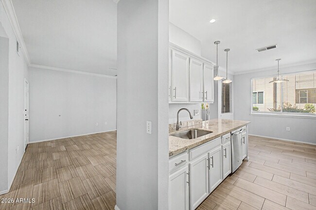 Building Photo - 7009 E Acoma Dr