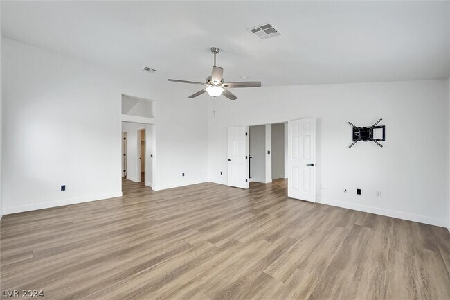 Building Photo - 311 St Augustine Ln