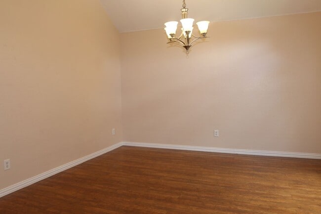 Building Photo - 2530 Breanna Way