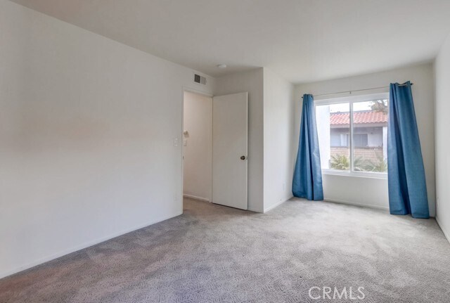 Building Photo - 2511 W Sunflower Ave