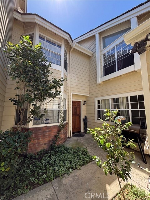 Building Photo - 451 Medford Ct