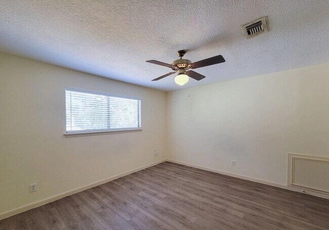 Building Photo - 2810 Thorne Creek Ln