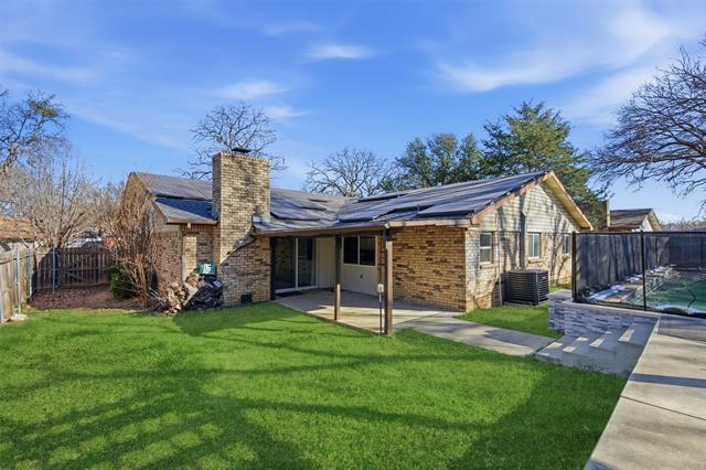 Building Photo - 3736 Walnut Dr