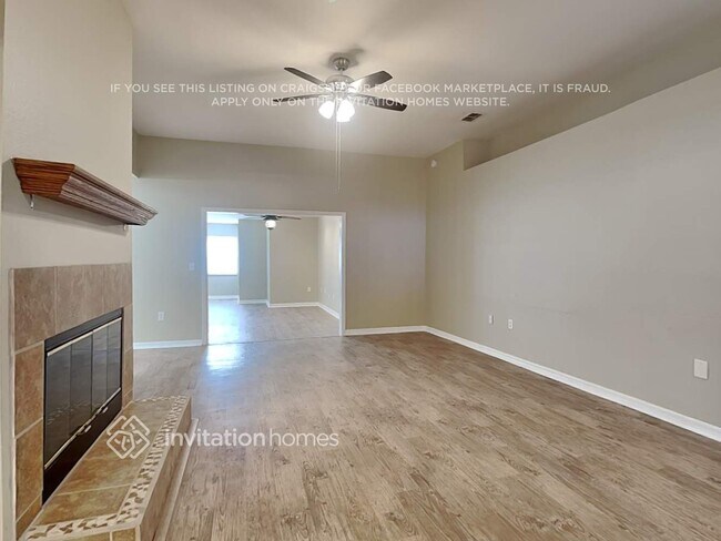 Building Photo - 3633 Amber Ln