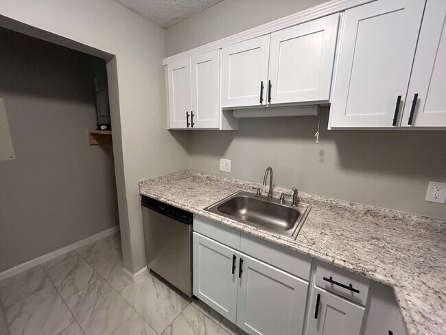 Building Photo - 3609 Juneau Rd