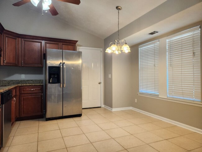 Building Photo - **Available to view in March** Beautifully Updated Home in Georgetown