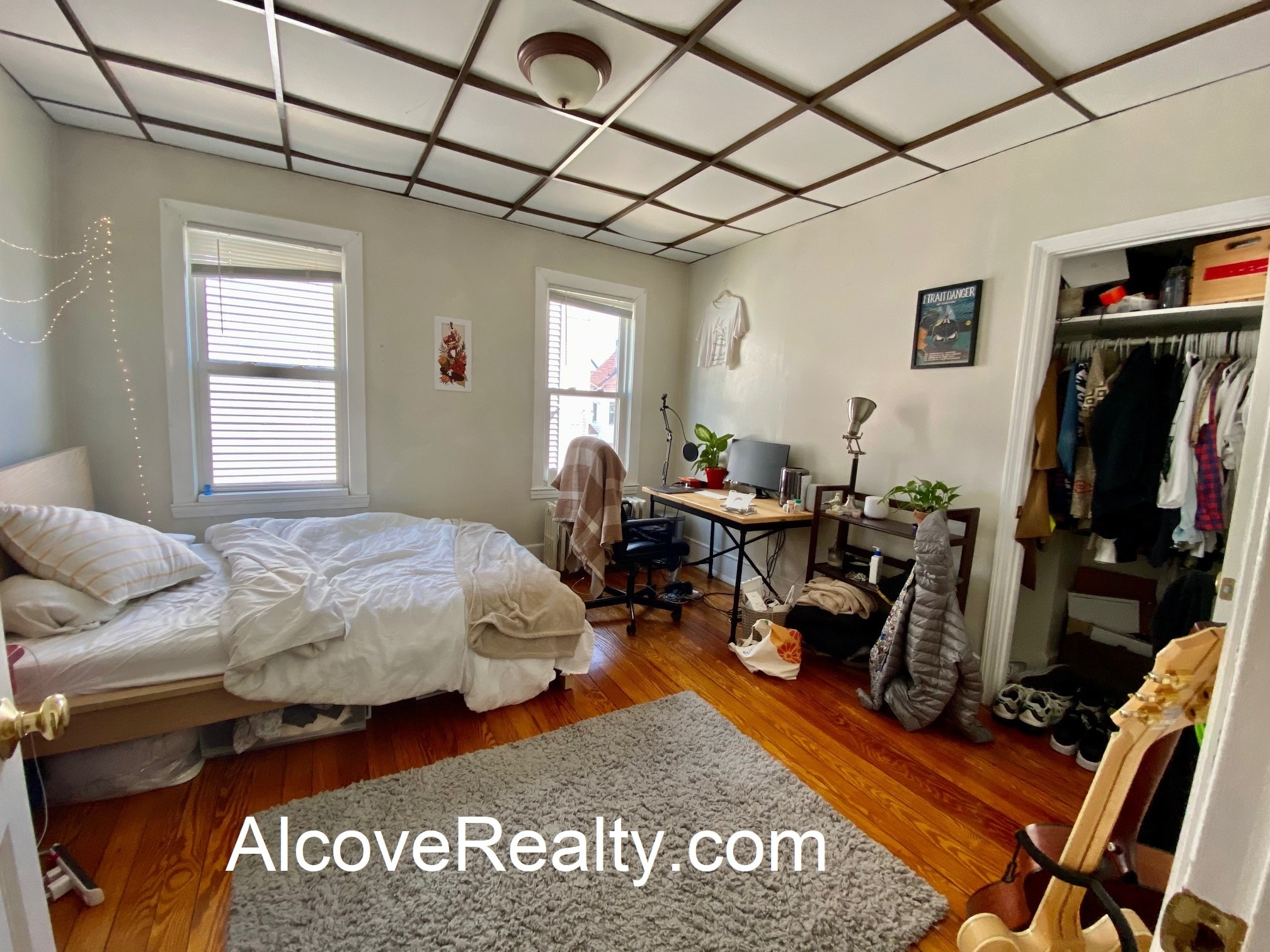 Building Photo - 95 Belmont St