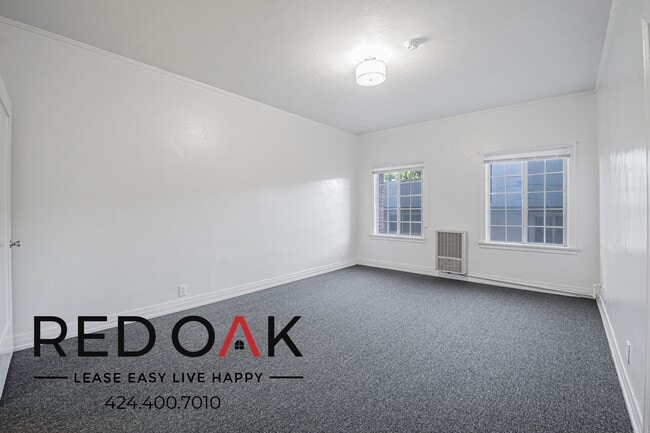 Building Photo - 236 S Coronado St