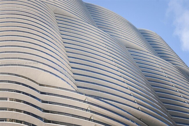 Building Photo - 488 NE 18th St