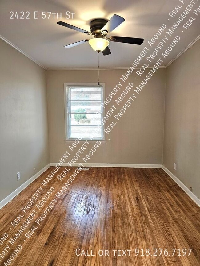 Building Photo - 2422 E 57th St