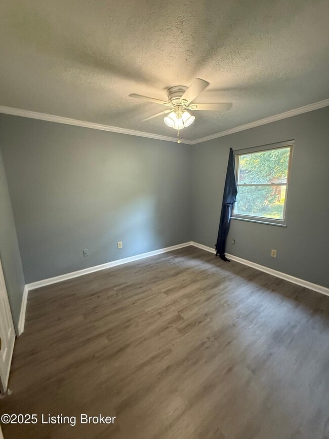 Building Photo - 10507 Millers Ln