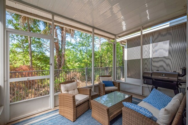 Building Photo - Furnished Townhome with Conservation View in The Bay at Cypress Creek!