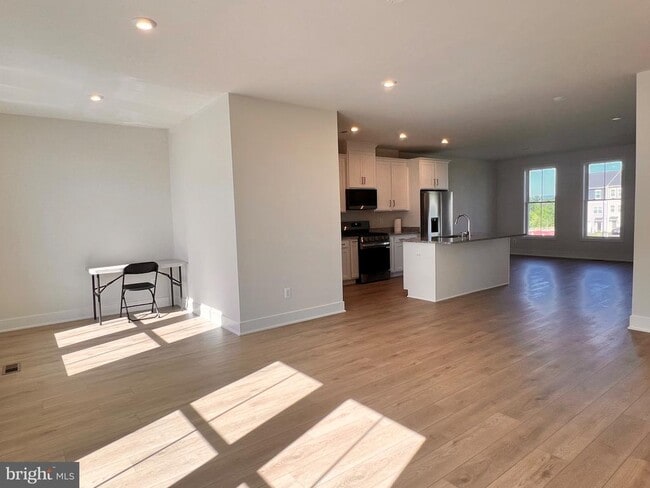 Building Photo - 139 Bamboo Shoot Ln