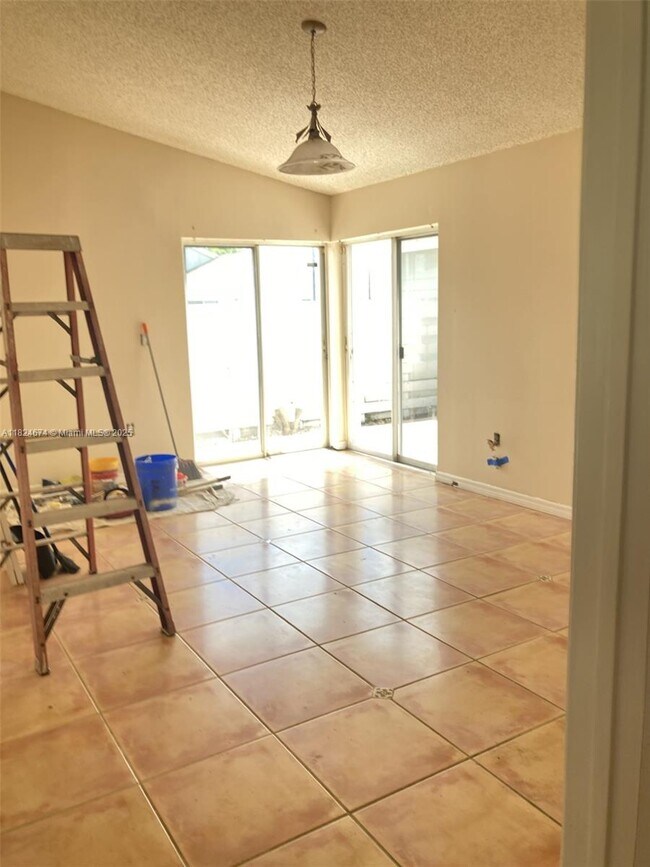 Building Photo - 13753 SW 149th Cir Ln