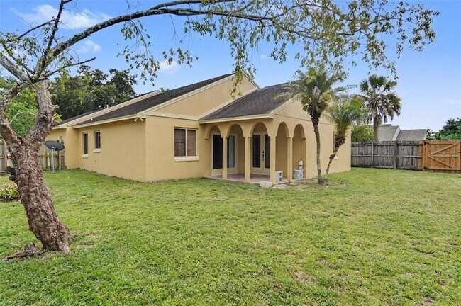 Building Photo - 1061 Manigan Ave