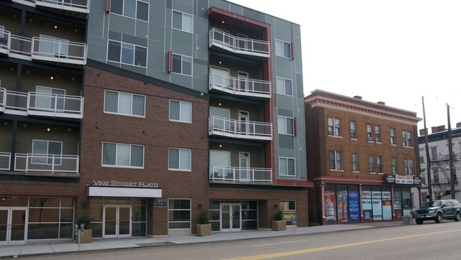 Primary Photo - Vine Street Flats