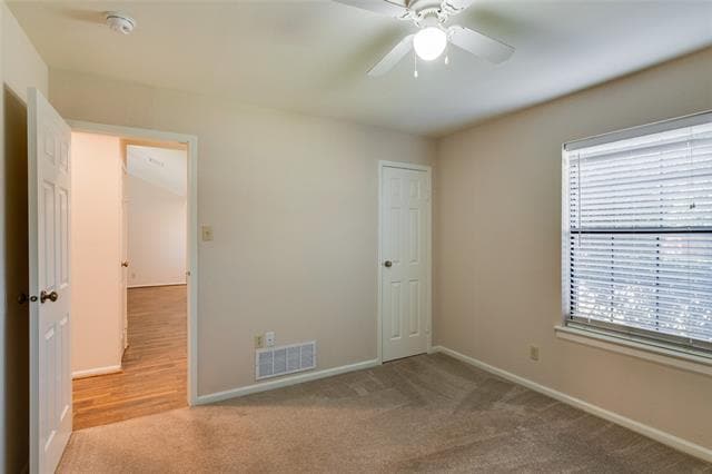 Building Photo - 927 Redcedar Way Dr