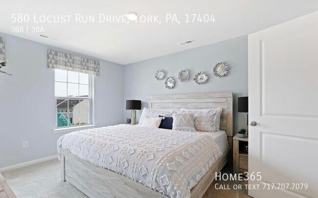 Building Photo - Brand New Townhouses on Locust Run Drive!