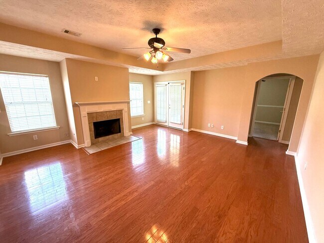 Building Photo - 9400 Colleton Ct