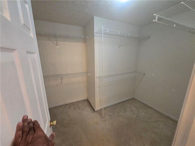 Building Photo - 1822 Chasewood Park Dr