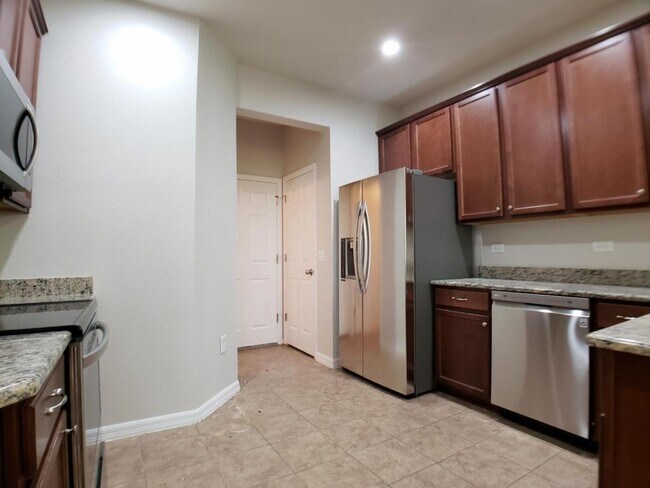 Building Photo - 8636 Powder Ridge Trl