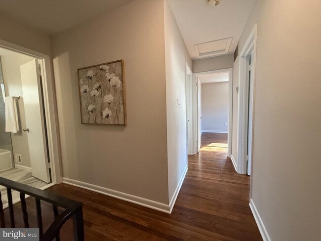 Building Photo - 1101 Dead Run Dr