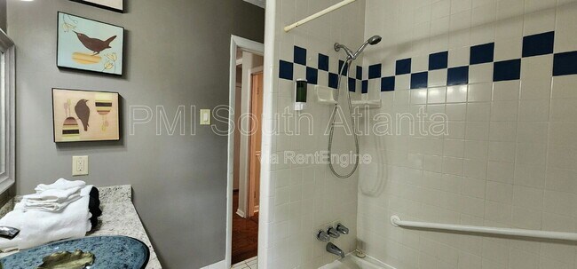 Building Photo - 150 Timberland Trail