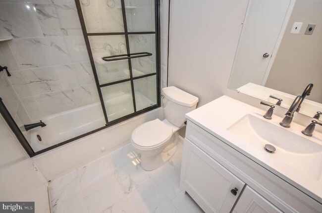 Building Photo - 3001 Veazey Terrace NW