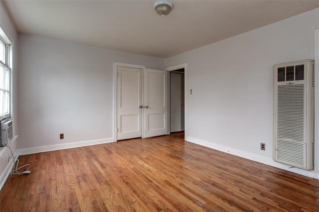 Building Photo - 3910 Linden Ave